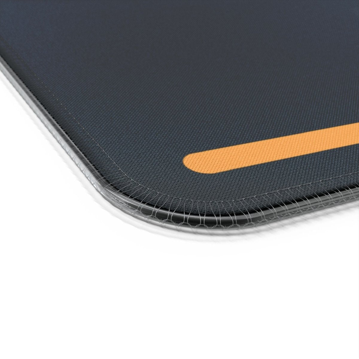 Defiant Classic, Wireless Charging LED + Wireless Charging XL Mousepads